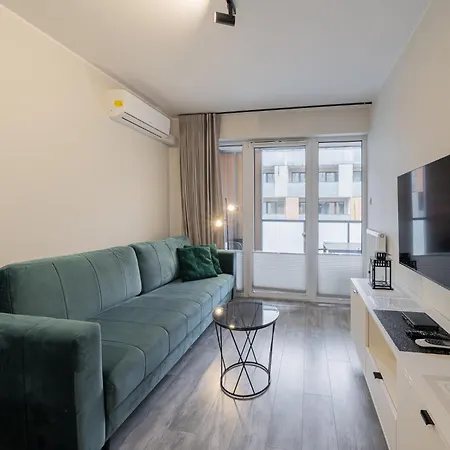 Nadmorskie - Kasprowicza 20 - Z Klimatyzacja, Free Parking Apartment Kolobrzeg